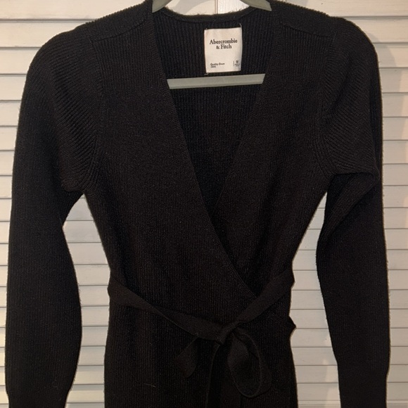 Abercrombie Black Sweater Wrap Dress Size Medium - Picture 3 of 7